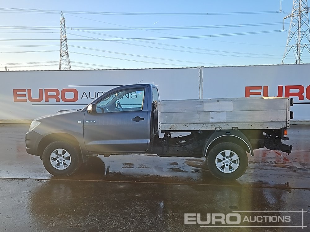 2010 Toyota Hilux - Pick-up: obrázek 2 2010 Toyota Hilux - Pick-up: obrázek 2