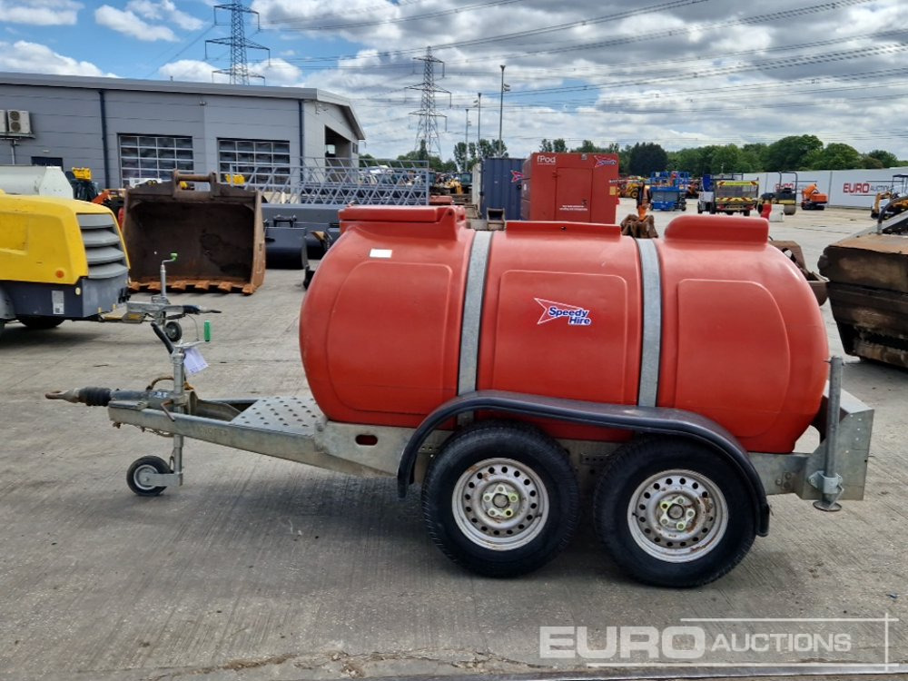 2010 Western Twin Axle Plastic Water Bowser - Skladovací nádrž: obrázek 2 2010 Western Twin Axle Plastic Water Bowser - Skladovací nádrž: obrázek 2
