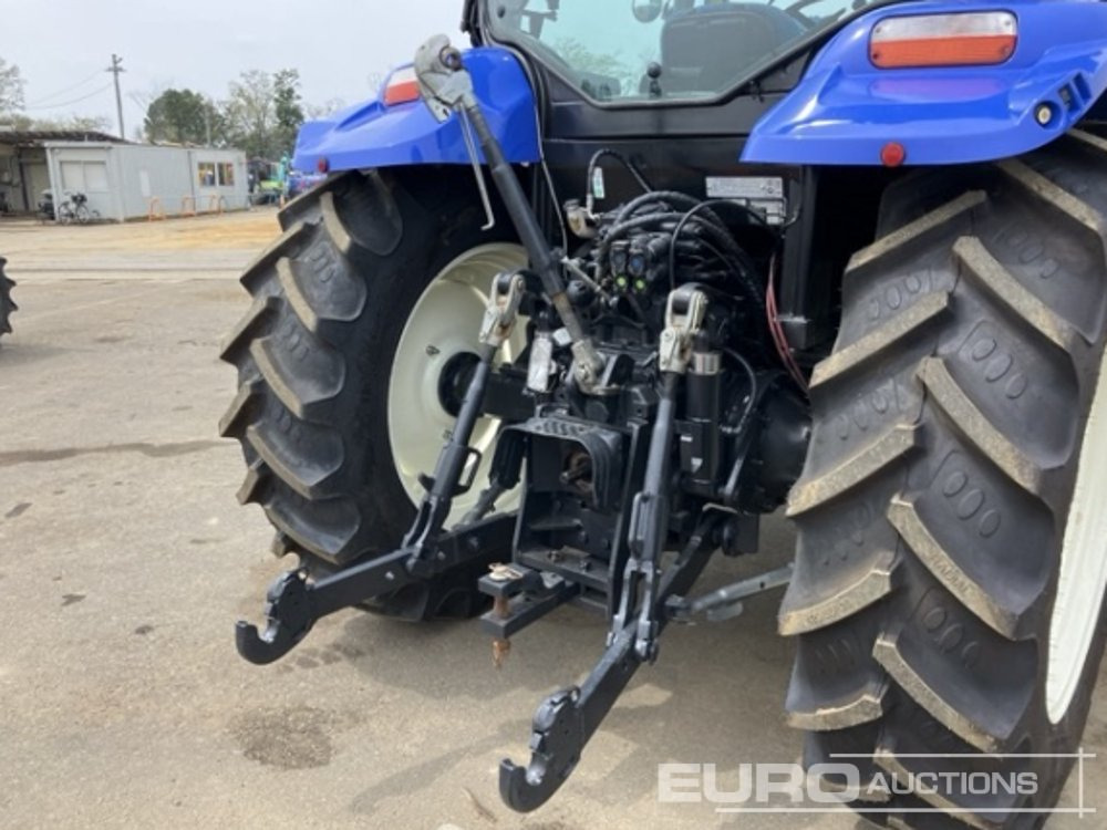 2011 New Holland T6030 - Traktor: obrázek 2 2011 New Holland T6030 - Traktor: obrázek 2