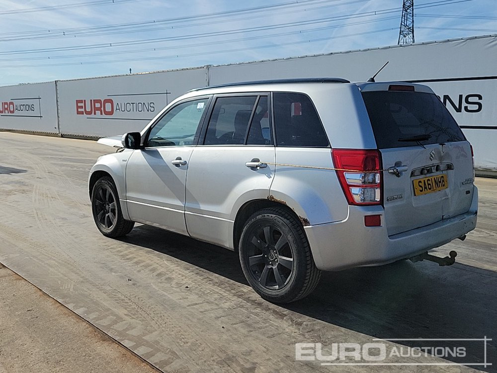 2011 Suzuki Grand Vitara - SUV: obrázek 3 2011 Suzuki Grand Vitara - SUV: obrázek 3