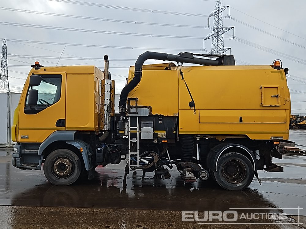 2012 DAF LF55.220 - Zametací vůz: obrázek 2 2012 DAF LF55.220 - Zametací vůz: obrázek 2