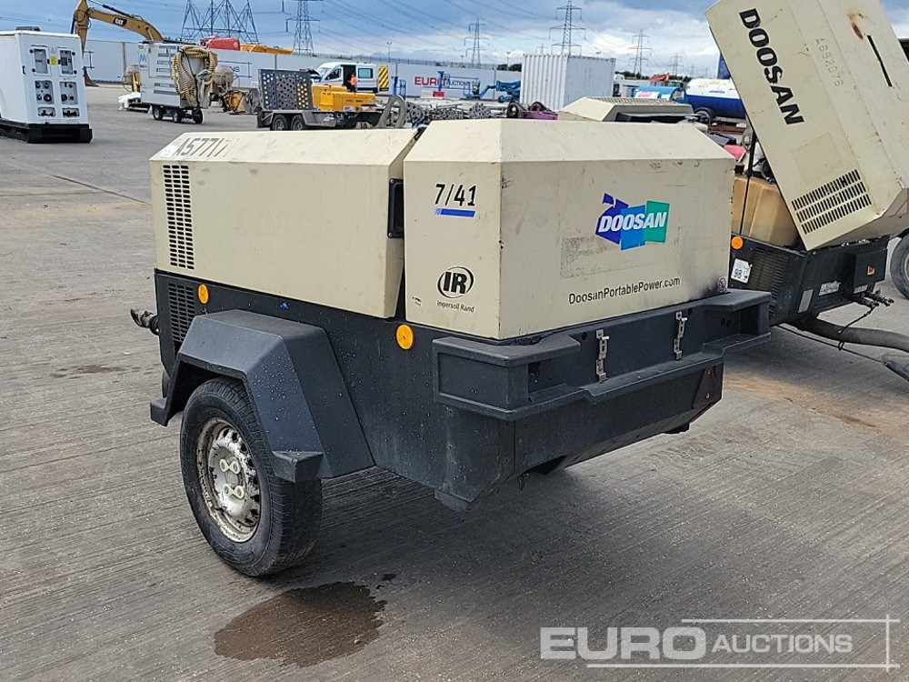 2012 Doosan 741 - Mobilní kompresor: obrázek 3 2012 Doosan 741 - Mobilní kompresor: obrázek 3