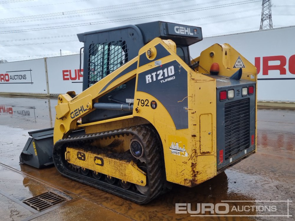 2012 Gehl RT210 - Smykový nakladač: obrázek 3 2012 Gehl RT210 - Smykový nakladač: obrázek 3