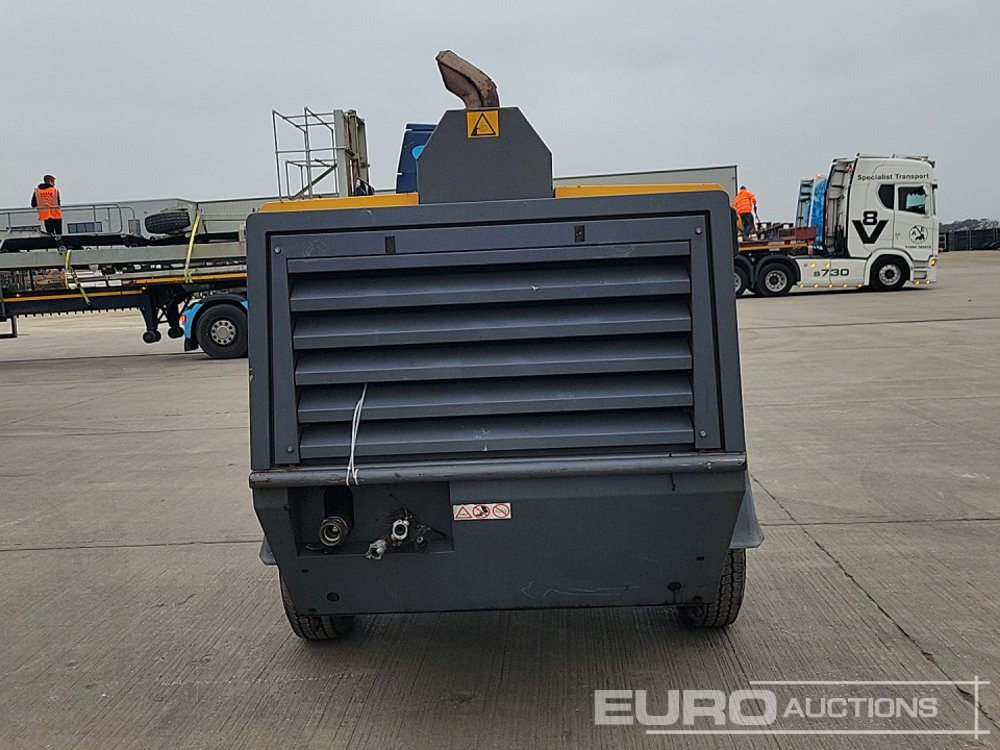2014 Atlas Copco XAHS186 - Mobilní kompresor: obrázek 4 2014 Atlas Copco XAHS186 - Mobilní kompresor: obrázek 4