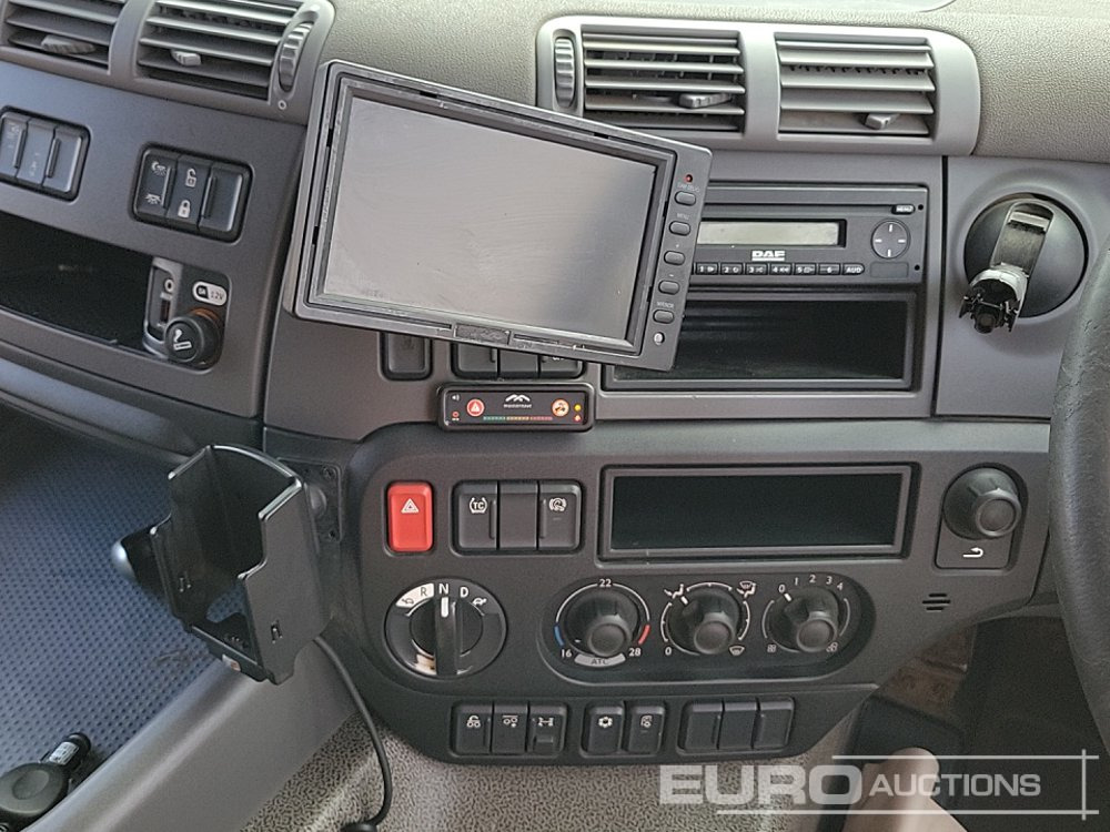 Plachtový nákladní auto 2014 DAF CF290: obrázek 35