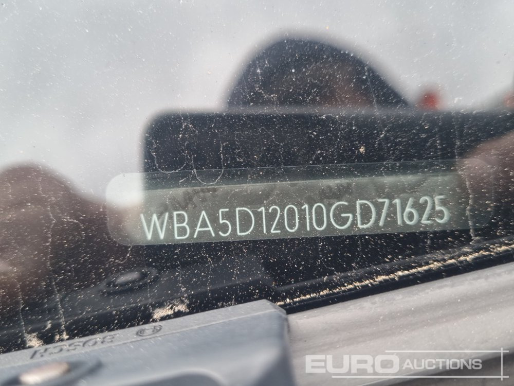 Osobní auto 2015 BMW 530D: obrázek 37