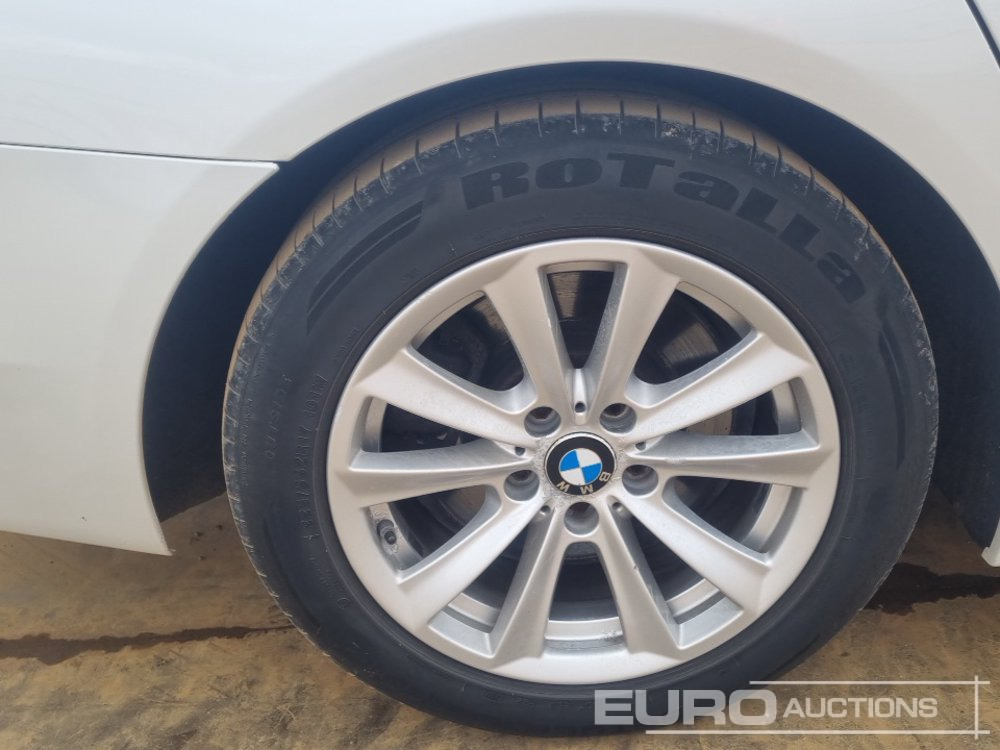 Osobní auto 2015 BMW 530D: obrázek 11