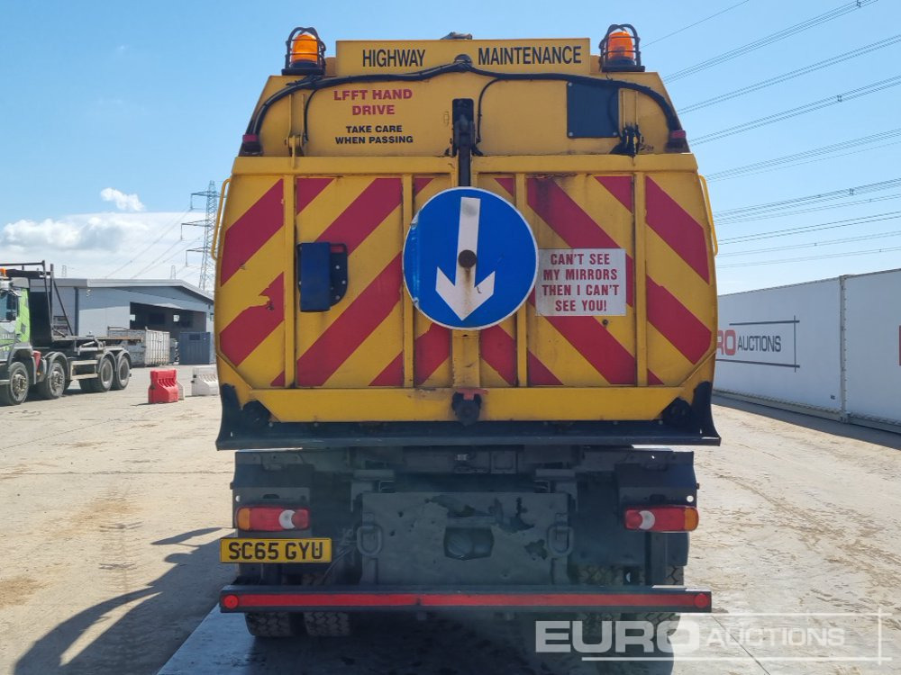 2015 DAF LF220 - Zametací vůz: obrázek 4 2015 DAF LF220 - Zametací vůz: obrázek 4