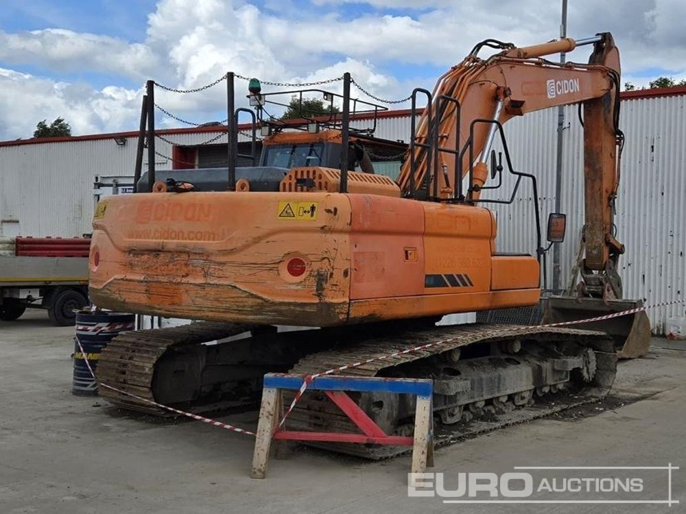 2015 Doosan DX225LC-3 - Pásové rýpadlo: obrázek 3 2015 Doosan DX225LC-3 - Pásové rýpadlo: obrázek 3