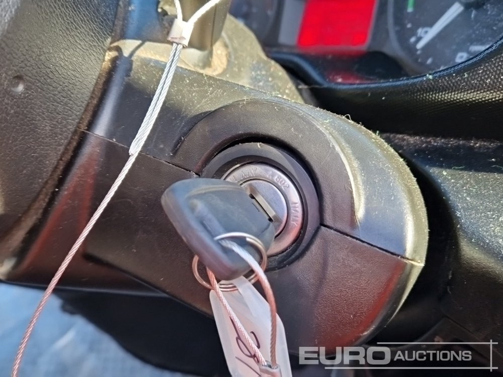 Dodávka valník 2015 Iveco Daily 35C13: obrázek 28 Dodávka valník 2015 Iveco Daily 35C13: obrázek 28