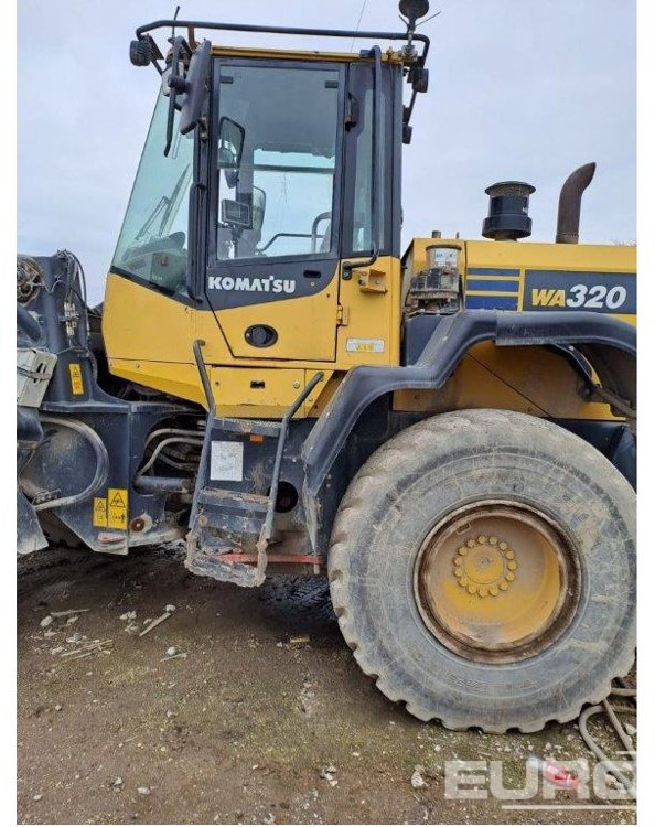 2015 Komatsu WA320-7 - Kolový nakladač: obrázek 3 2015 Komatsu WA320-7 - Kolový nakladač: obrázek 3