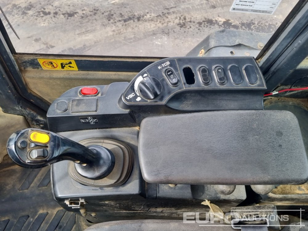 Kolový nakladač 2015 Komatsu WA320-7: obrázek 38