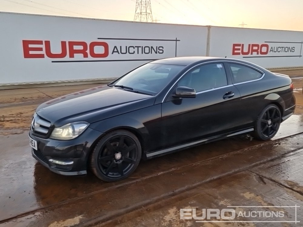 2015 Mercedes C250 AMG - Osobní auto: obrázek 1 2015 Mercedes C250 AMG - Osobní auto: obrázek 1