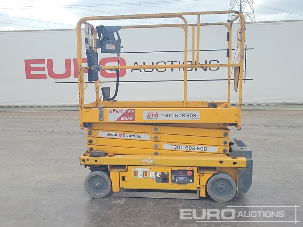 2016 Haulotte Optimum 8AC Electric Scissor Lift (Flat Battery) - Pracovní plošina: obrázek 2 2016 Haulotte Optimum 8AC Electric Scissor Lift (Flat Battery) - Pracovní plošina: obrázek 2
