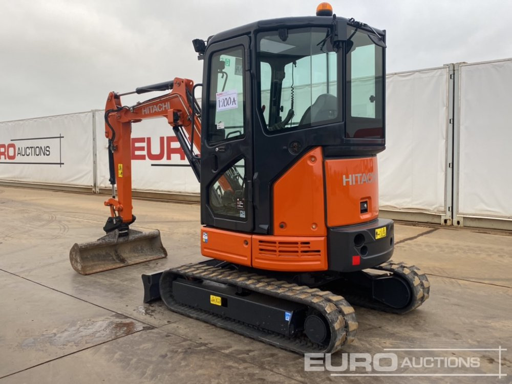 2016 Hitachi ZX26U-5A CR - Mini rýpadlo: obrázek 3 2016 Hitachi ZX26U-5A CR - Mini rýpadlo: obrázek 3