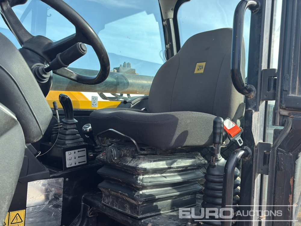 Teleskopický manipulátor 2016 JCB 540-170: obrázek 37