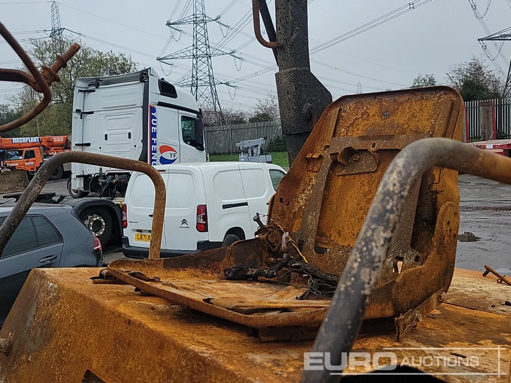 Mini-sklápěčka 2016 Thwaites 9 Ton: obrázek 18 Mini-sklápěčka 2016 Thwaites 9 Ton: obrázek 18