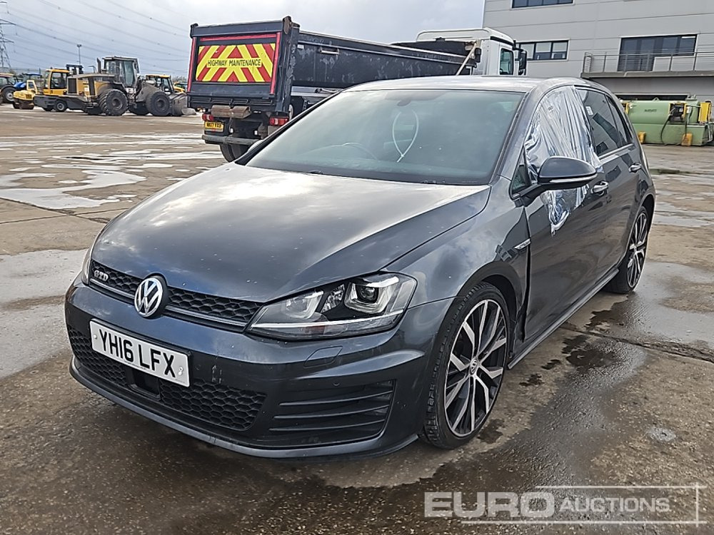 2016 Volkswagen Golf - Osobní auto: obrázek 1 2016 Volkswagen Golf - Osobní auto: obrázek 1