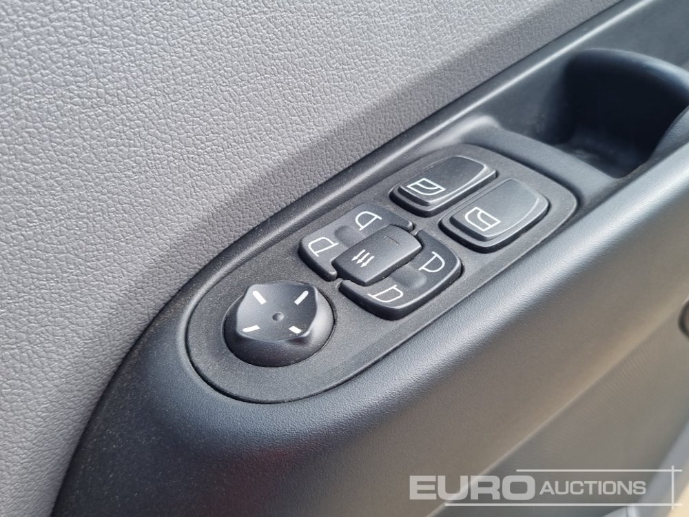Skříňový nákladní auto 2017 DAF CF260: obrázek 37