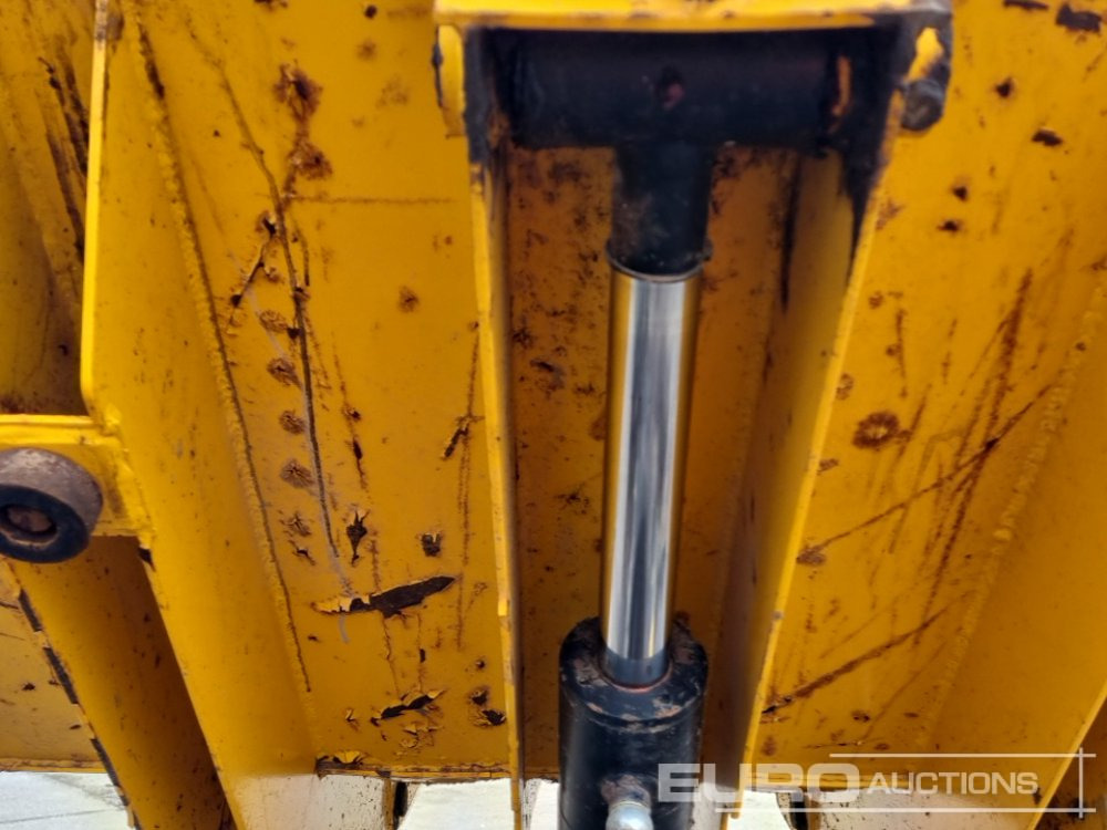 Mini-sklápěčka 2017 JCB 3TST: obrázek 24