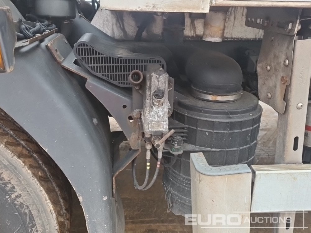 Skříňový nákladní auto 2017 Renault D14: obrázek 13 Skříňový nákladní auto 2017 Renault D14: obrázek 13