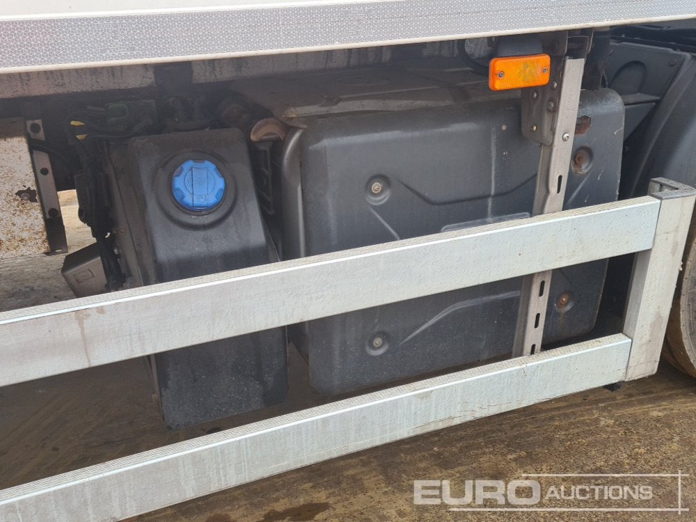 Skříňový nákladní auto 2017 Renault D14: obrázek 20 Skříňový nákladní auto 2017 Renault D14: obrázek 20