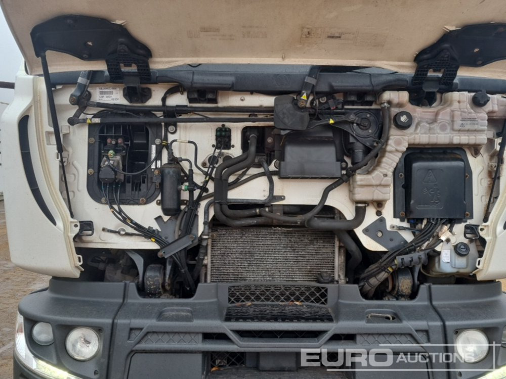 Skříňový nákladní auto 2017 Renault D14: obrázek 21 Skříňový nákladní auto 2017 Renault D14: obrázek 21