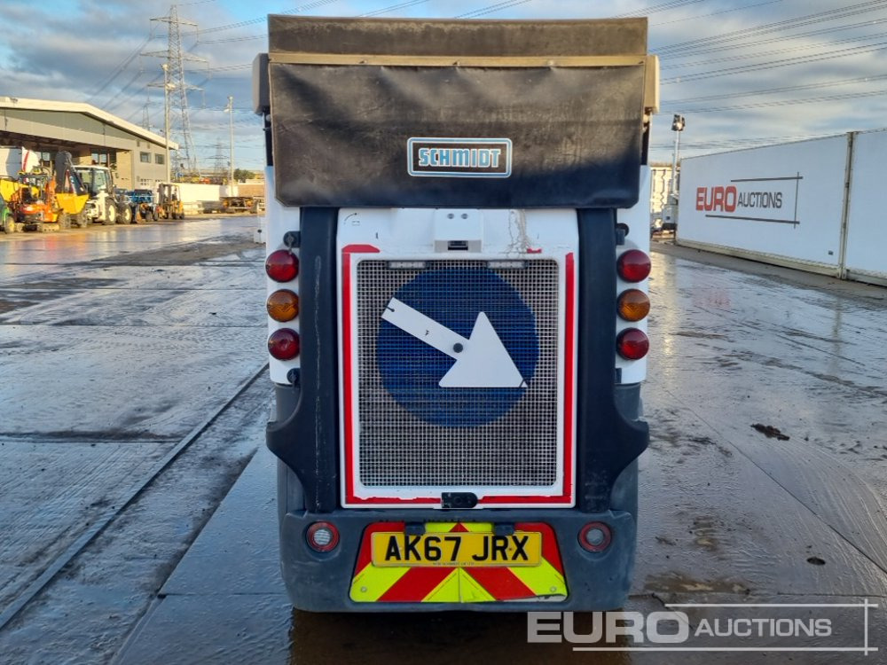 2017 Schmidt Compact 200 - Zametací vůz: obrázek 4 2017 Schmidt Compact 200 - Zametací vůz: obrázek 4