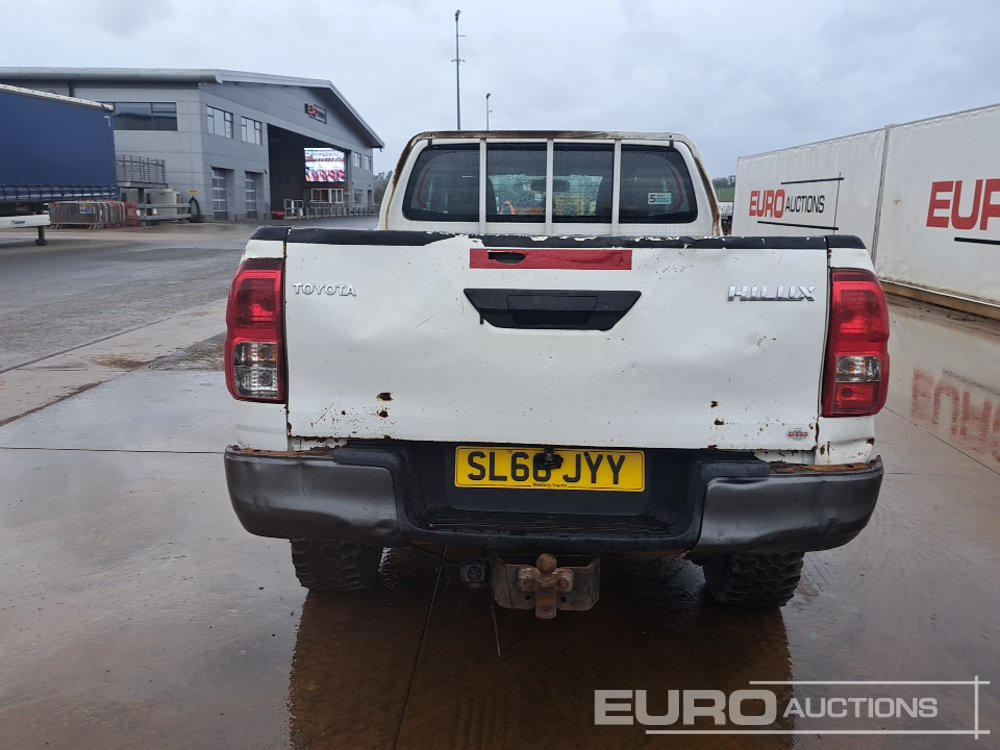2017 Toyota Hilux - Pick-up: obrázek 4 2017 Toyota Hilux - Pick-up: obrázek 4