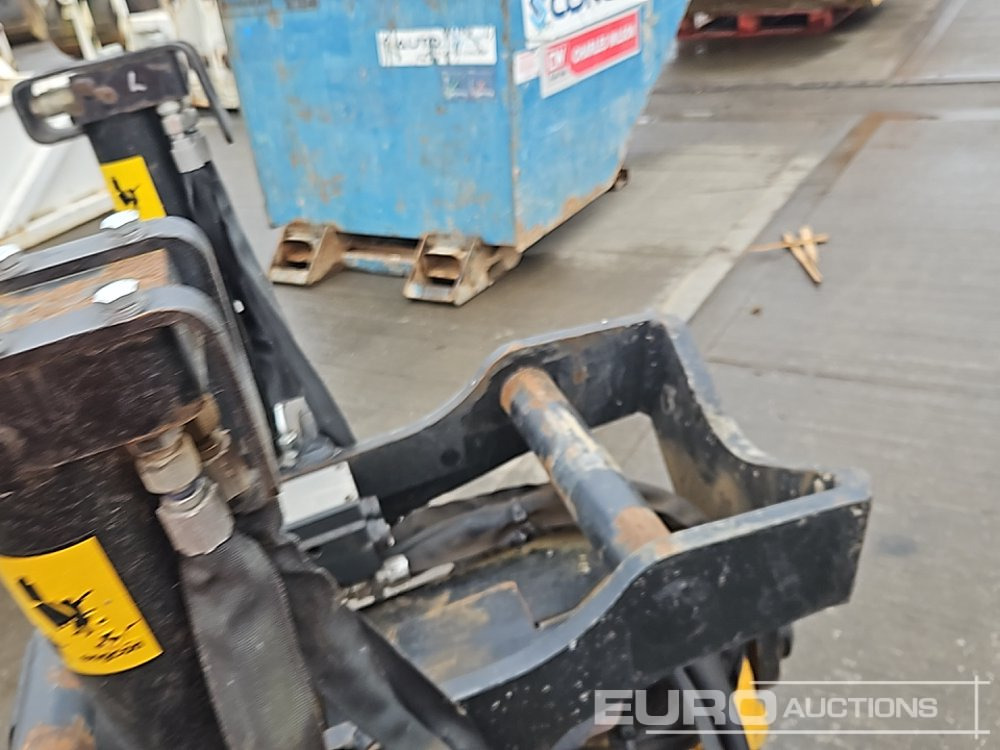 2018 Engcon Hydraulic Tilt Rotator S60 Hitch to suit 12-20 Ton Excavator - Rychloupínací: obrázek 1 2018 Engcon Hydraulic Tilt Rotator S60 Hitch to suit 12-20 Ton Excavator - Rychloupínací: obrázek 1
