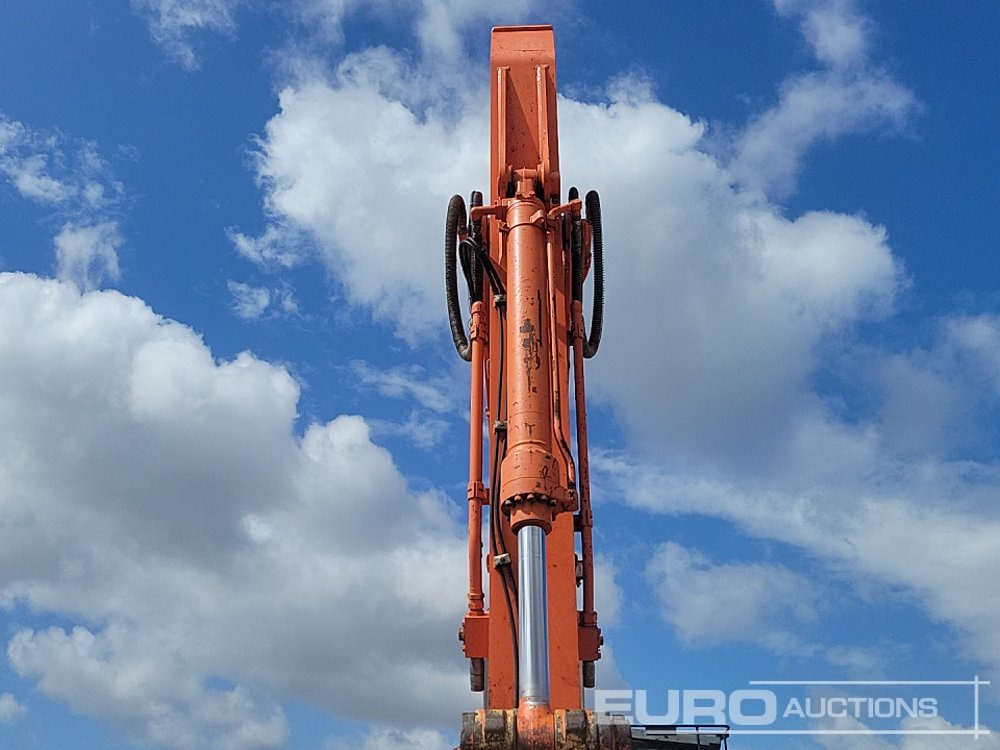 Pásové rýpadlo 2018 Hitachi ZX210LC-6: obrázek 32