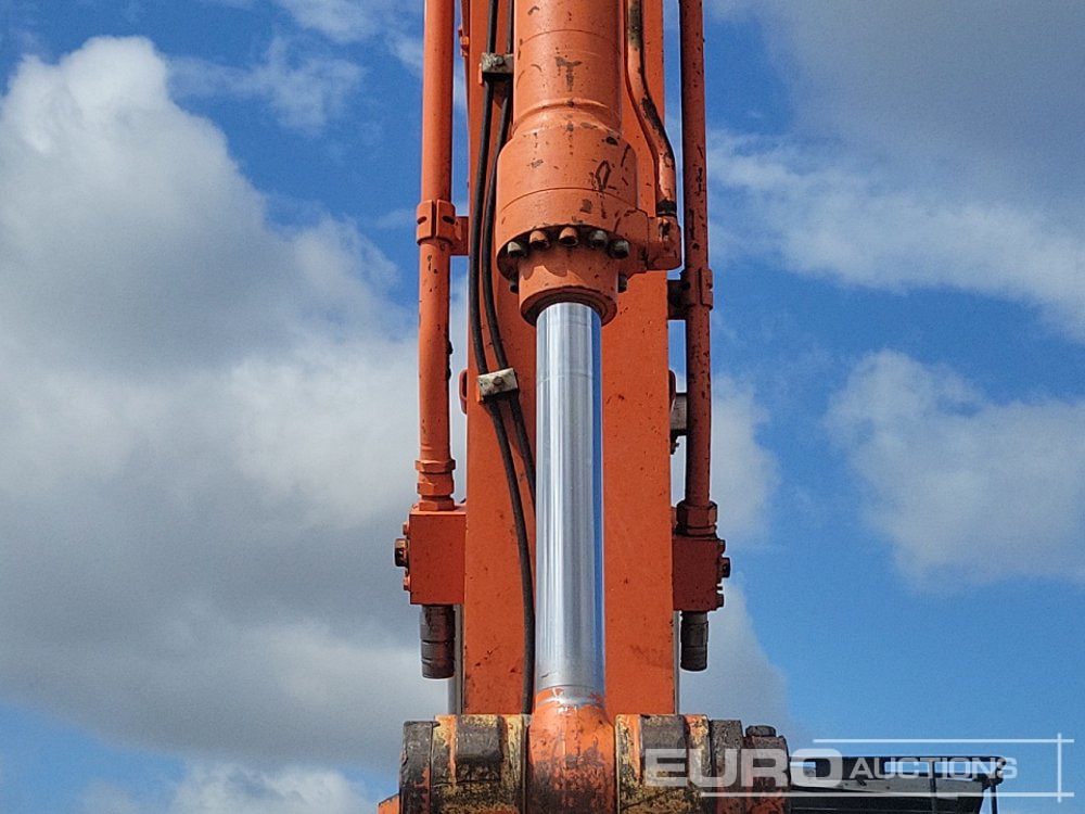 Pásové rýpadlo 2018 Hitachi ZX210LC-6: obrázek 33