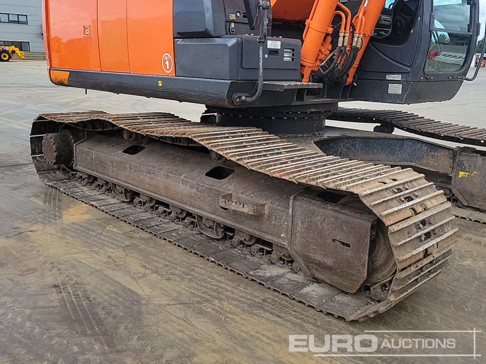 Pásové rýpadlo 2018 Hitachi ZX210LC-6: obrázek 14
