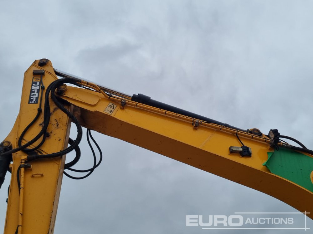 Pásové rýpadlo 2018 JCB JS131LC: obrázek 25