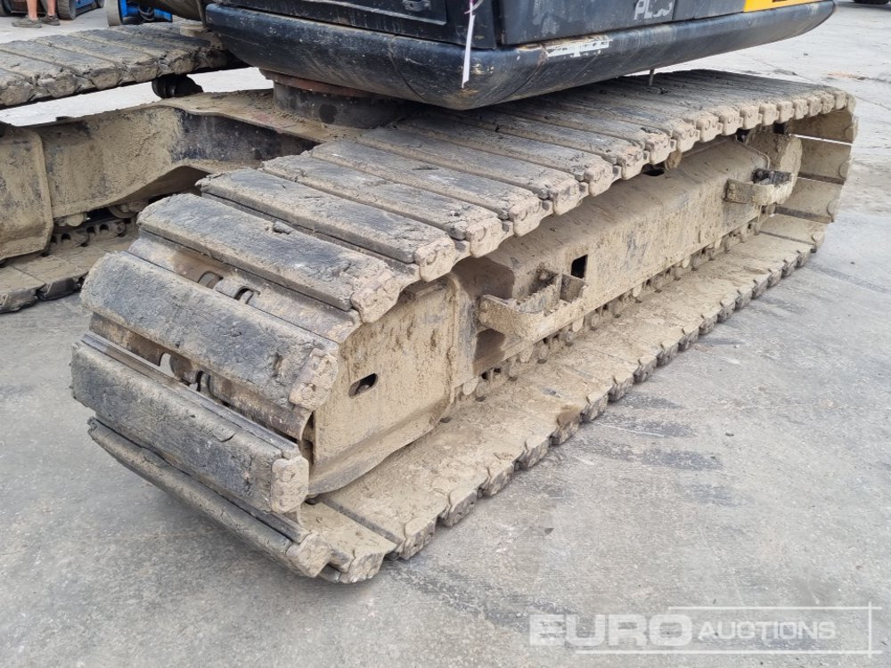 Pásové rýpadlo 2018 JCB JS131LC: obrázek 13