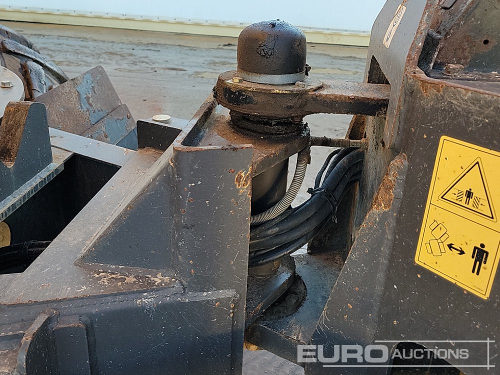 Mini-sklápěčka 2018 Mecalac TA6S: obrázek 29