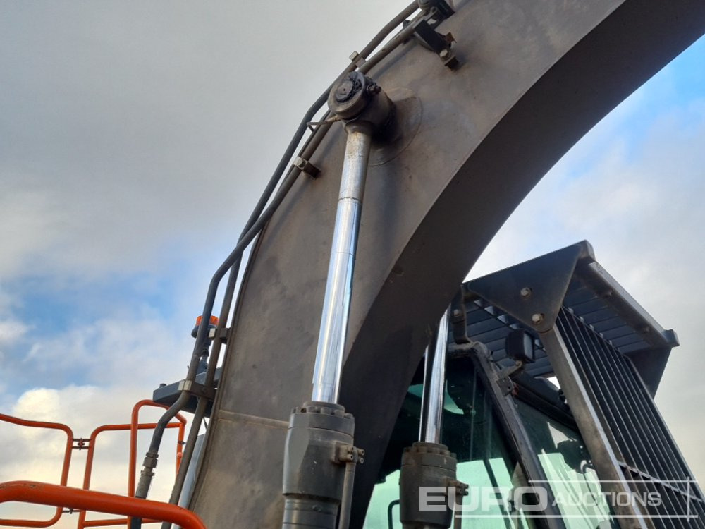 Pásové rýpadlo 2018 Volvo EC140EL: obrázek 21