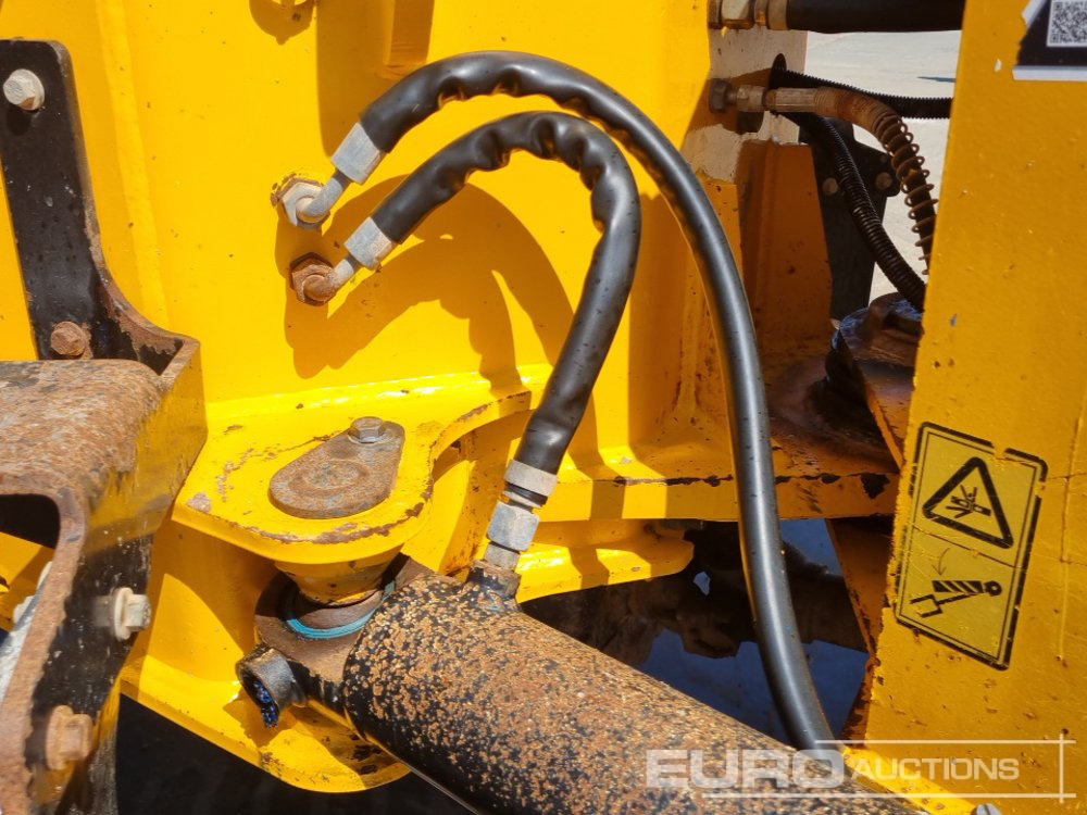 Mini-sklápěčka 2019 JCB 6ST: obrázek 28