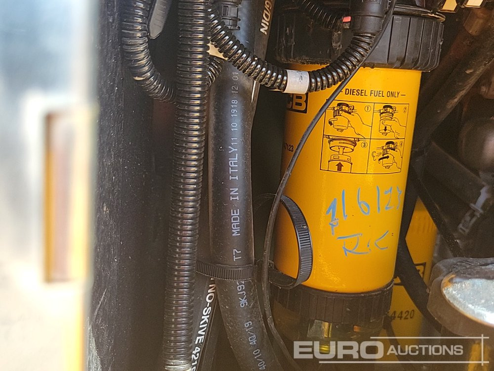 Mini-sklápěčka 2019 JCB 6ST: obrázek 22