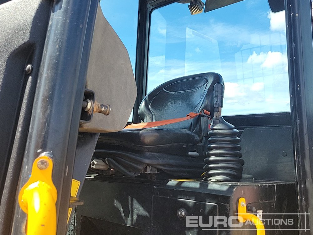 Mini-sklápěčka 2019 JCB 6ST: obrázek 28