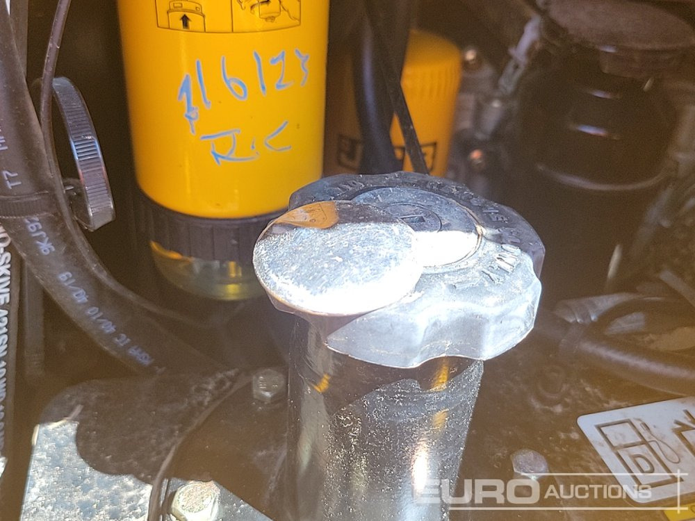 Mini-sklápěčka 2019 JCB 6ST: obrázek 24