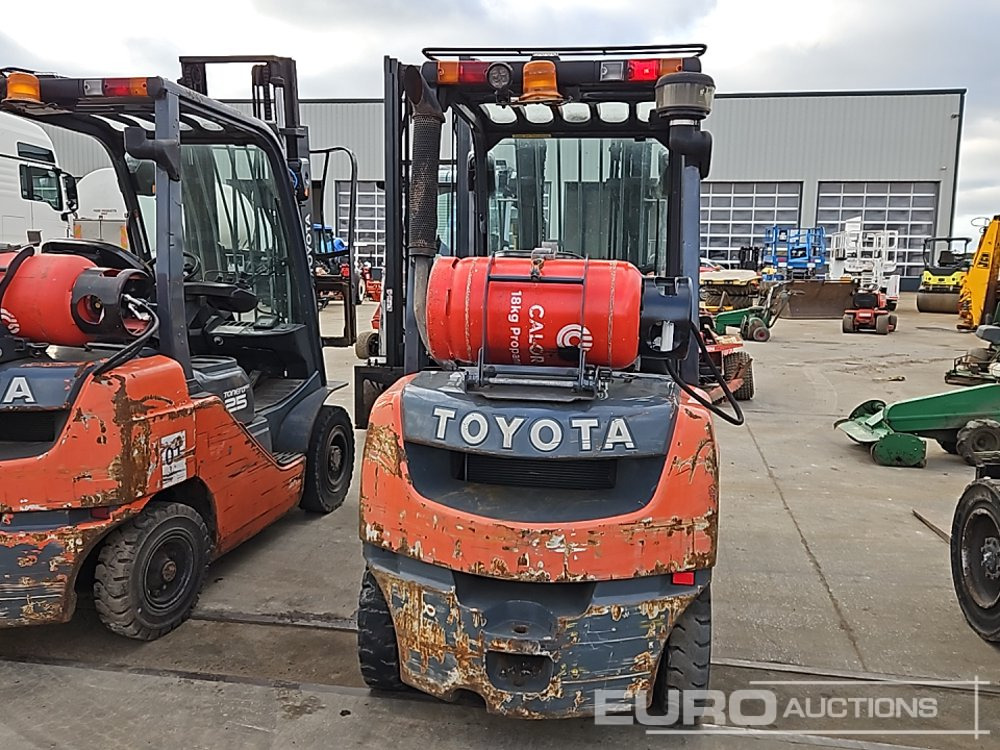 2019 Toyota 06-8FG25F - Vysokozdvižný vozík: obrázek 4 2019 Toyota 06-8FG25F - Vysokozdvižný vozík: obrázek 4
