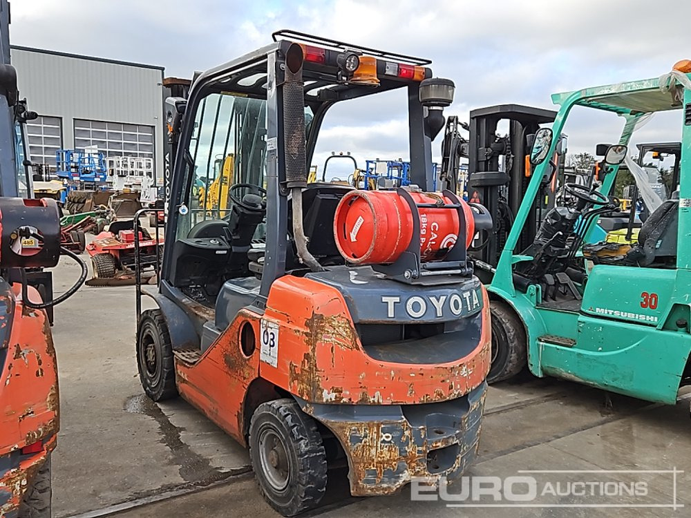 2019 Toyota 06-8FG25F - Vysokozdvižný vozík: obrázek 3 2019 Toyota 06-8FG25F - Vysokozdvižný vozík: obrázek 3