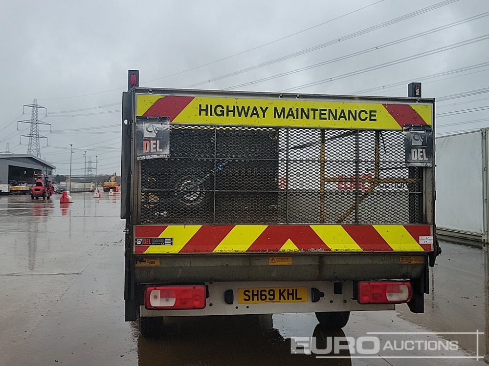 2019 Volkswagen Crafter CR35 - Dodávka valník: obrázek 4 2019 Volkswagen Crafter CR35 - Dodávka valník: obrázek 4