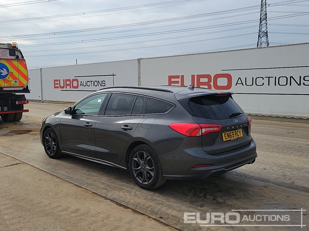 2020 Ford Focus ST - Osobní auto: obrázek 3 2020 Ford Focus ST - Osobní auto: obrázek 3