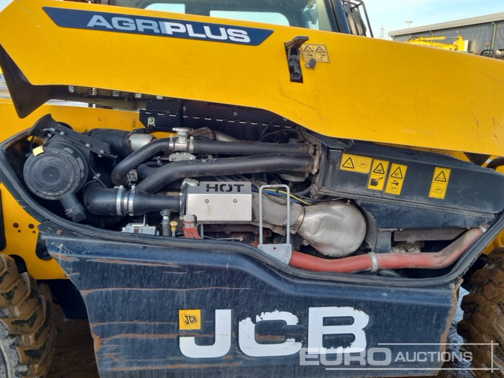 Teleskopický manipulátor 2020 JCB 525-60 Agri Plus: obrázek 23