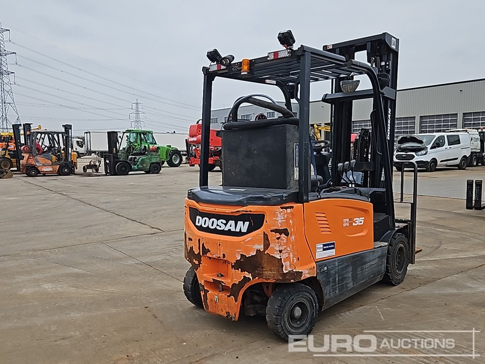 2021 Doosan B35X-7 Plus - Vysokozdvižný vozík: obrázek 5 2021 Doosan B35X-7 Plus - Vysokozdvižný vozík: obrázek 5