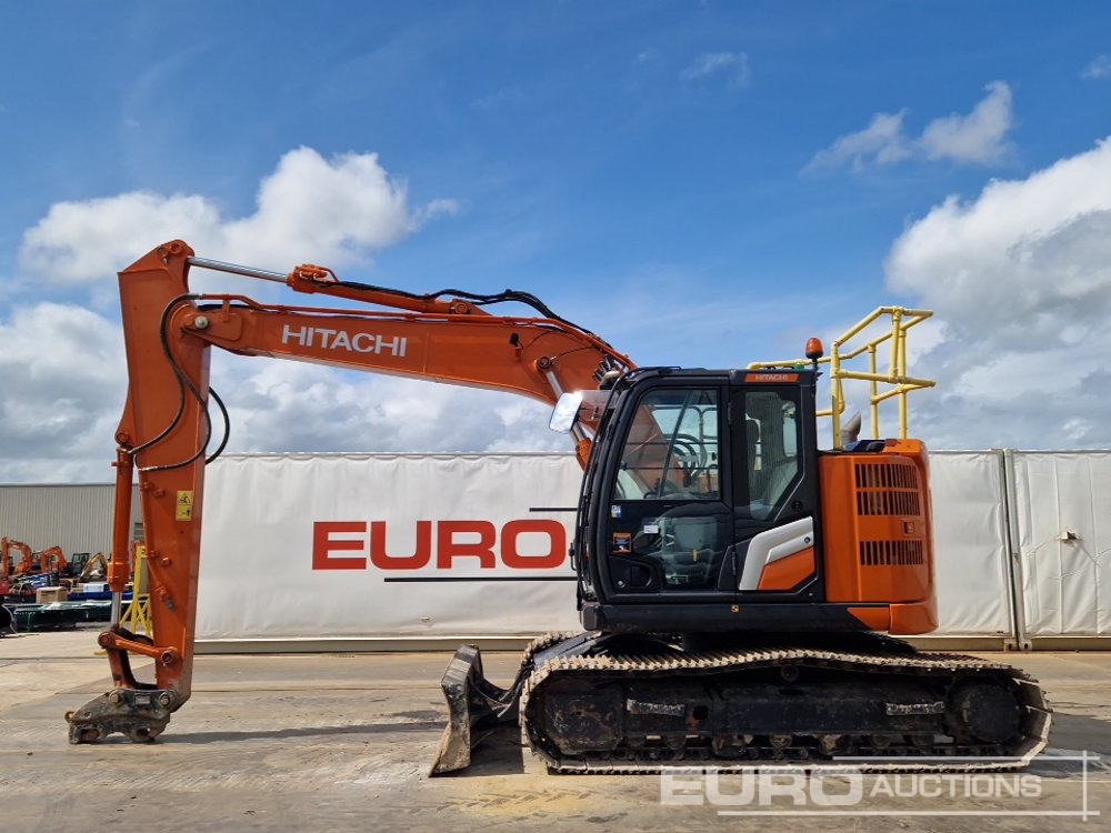 2022 Hitachi ZX135USBL-7 - Pásové rýpadlo: obrázek 2 2022 Hitachi ZX135USBL-7 - Pásové rýpadlo: obrázek 2