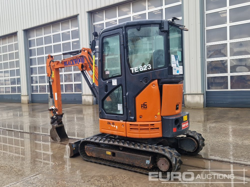 2022 Hitachi ZX26U-6 CLR - Mini rýpadlo: obrázek 3 2022 Hitachi ZX26U-6 CLR - Mini rýpadlo: obrázek 3