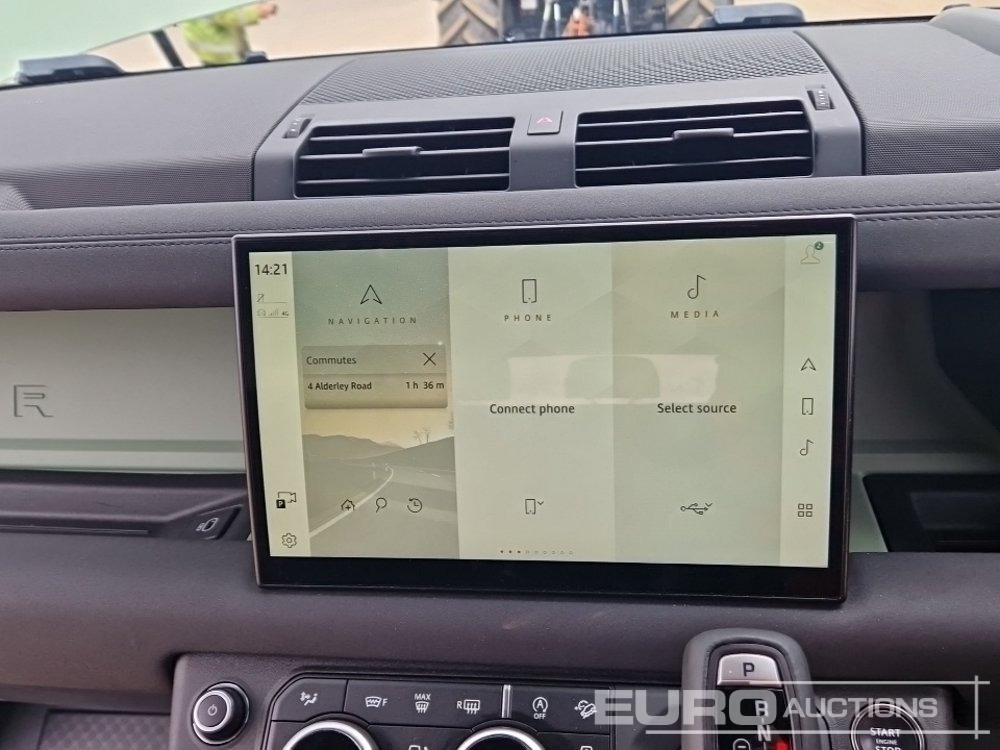 SUV 2023 Land Rover Defender 90: obrázek 36